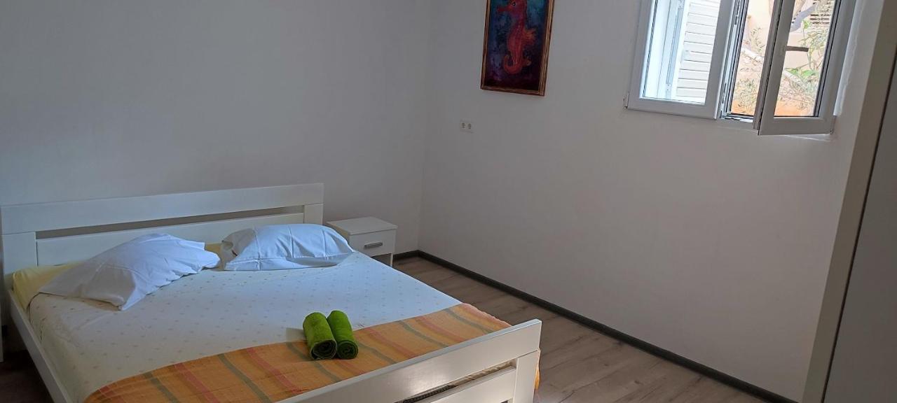 Apartments Ivan Prizba Eksteriør billede